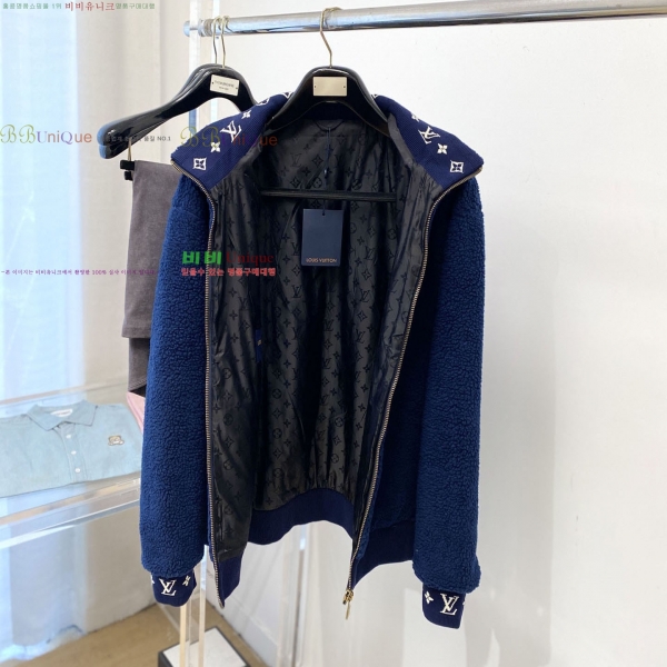  * þ   31LV2511261-1