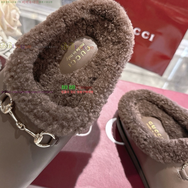  * Ȧ þ   28G251159-3