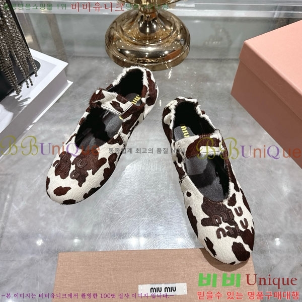  ̿̿ ÷ 28MU902304-2