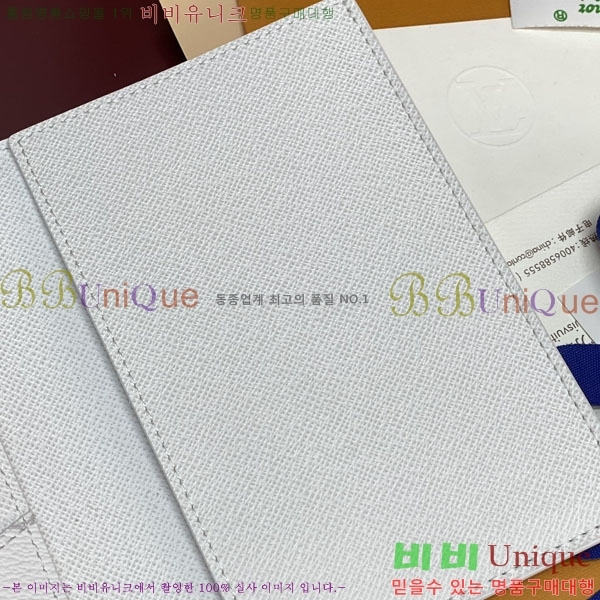 #���̺��� �н���Ʈ Ŀ�� M27083-101