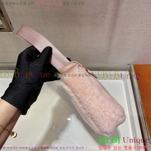 #����� �ﰢ�ΰ� �þ �� ĳ�ù̾� ȣ���� 1NE515-804