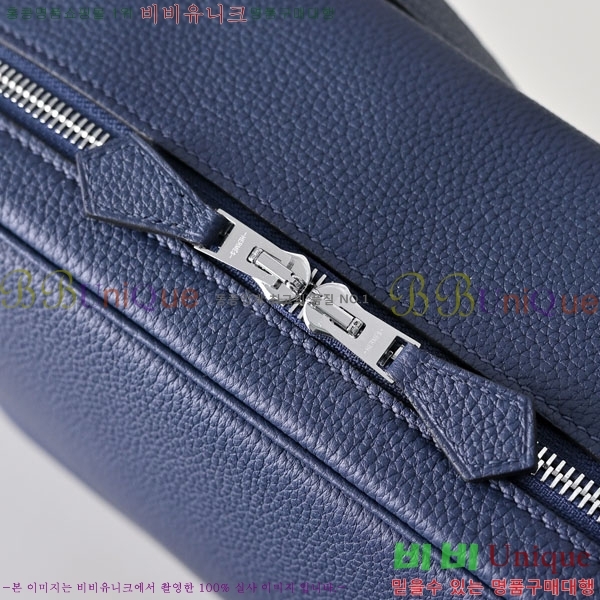 #޽  ٵ   H085735-104