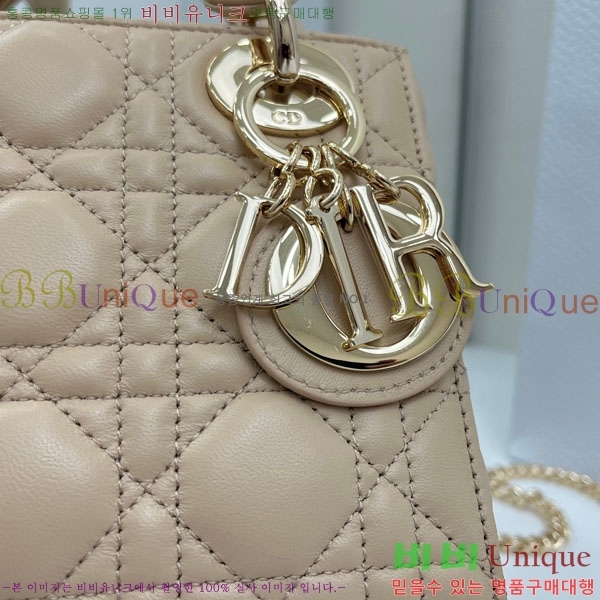 #��� ���� ���̵�� �̴� M0057-105