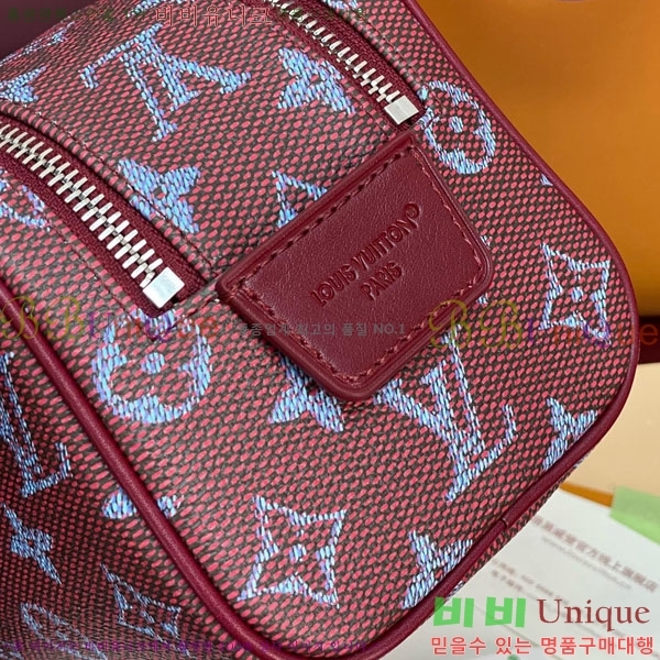 #̺ ̴  ŰƮ Ŭġ M27158-102