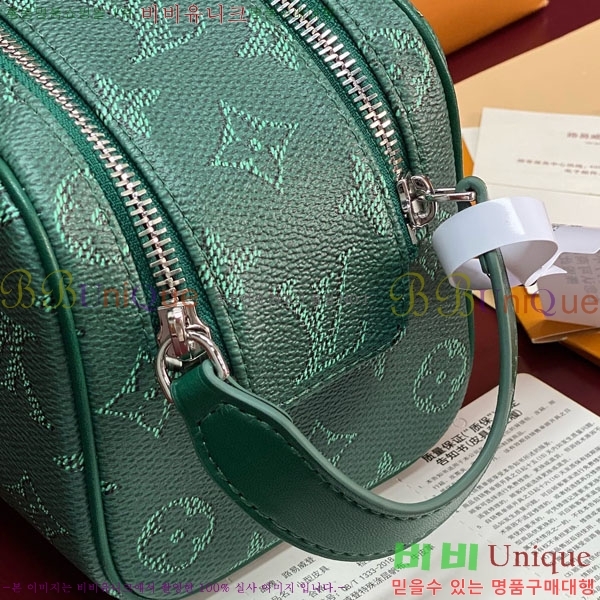 #̺ ̴  ŰƮ Ŭġ M27158-105