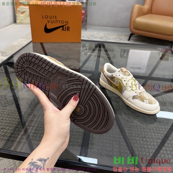 ���� ���̺��� ����Ŀ�� LV6911450-4