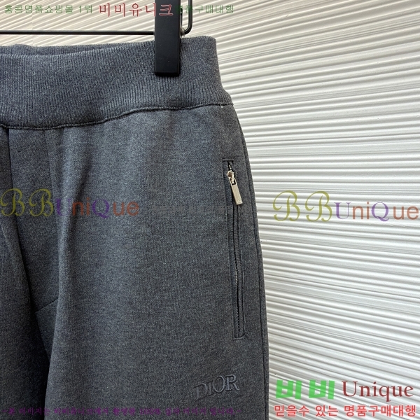   򸮴  24D121680901-3