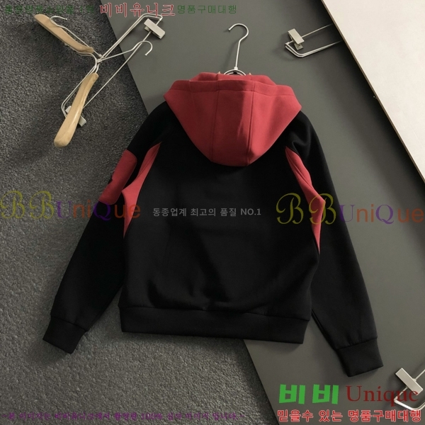 ���� ��**�� ������ MO234696