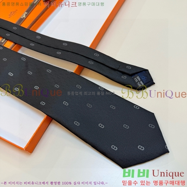 #* Ŭ Ÿ 9HE251216-10