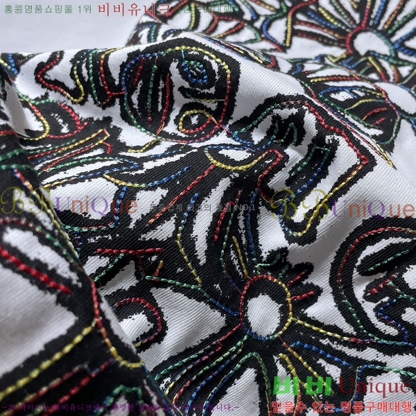 ���� ũ������ ���� Ƽ���� CH8952-1