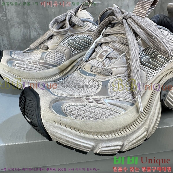 �߷��þư� 6XL Ʈ���̳� ����Ŀ�� BLA3568901-7