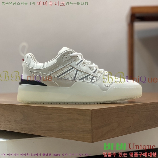 ���� ��**�� ����Ŀ�� M329745-3