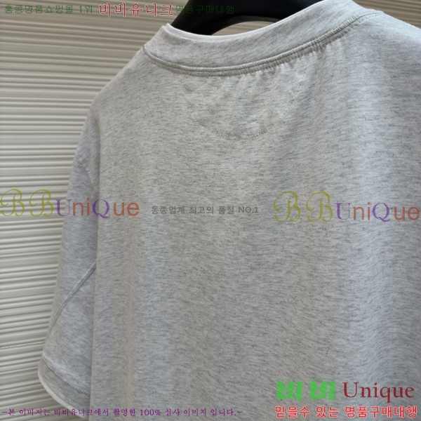 ���� ���ڷ� ��ġ�ڸ� ���� Ƽ���� BC725489-1