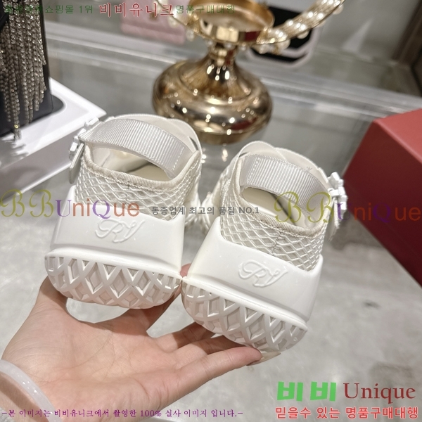 ������*�� ��� �� �߷����� �÷� 31RV26256-2 �� 6.5cm