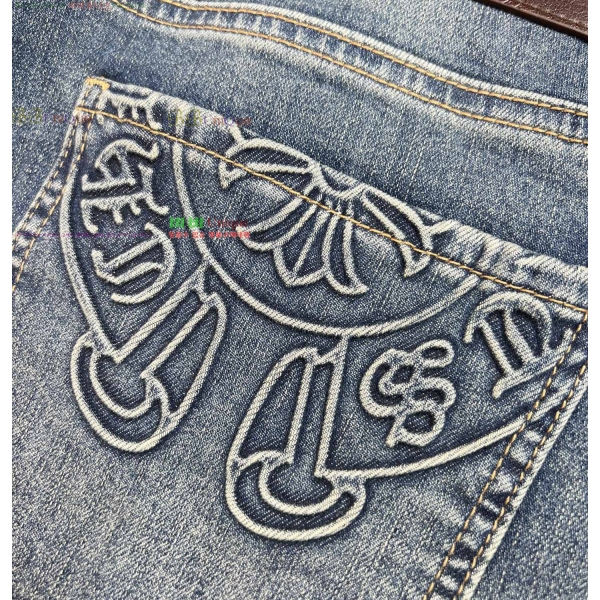 ���� ũ������ û���� CH153432