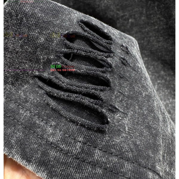 ���� �߷��þư� ���� Ƽ���� BL2842736-1