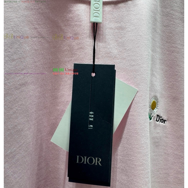 ���� ũ������ ���� Ƽ���� CH814689-2