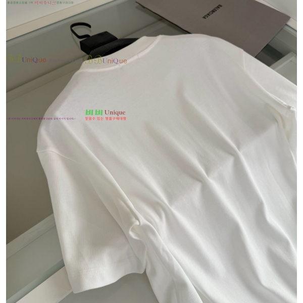 ���� �߷��þư� ���� Ƽ���� BA272640-1