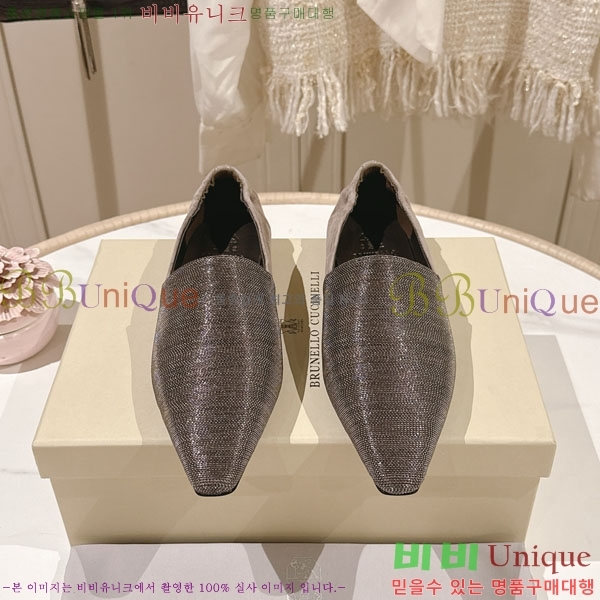 �θ��ڷ� ��ġ�ڸ� �÷����� BC77555