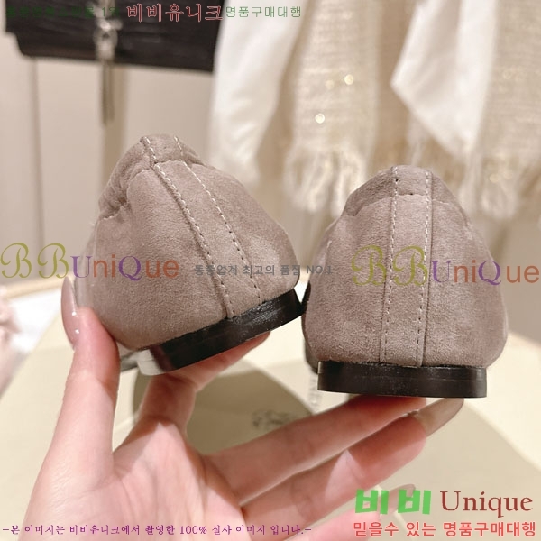 �θ��ڷ� ��ġ�ڸ� �÷����� BC77555