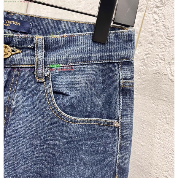 ���� ���̺��� û���� LV241370-2