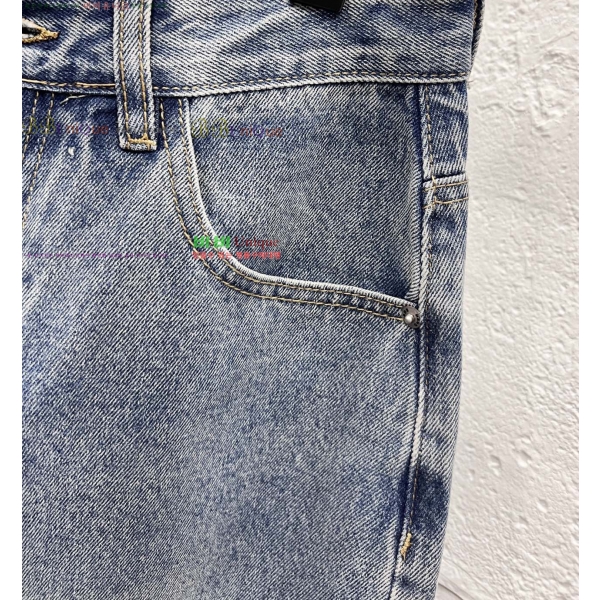 ���� ���̺��� û���� LV241370-3