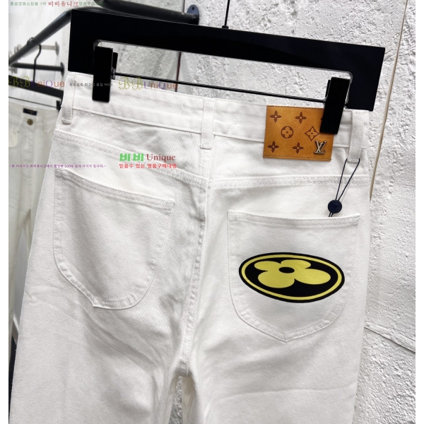 ���� ���̺��� û���� LV241371-4