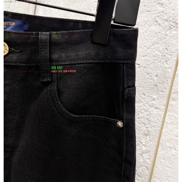 ���� ���̺��� û���� LV241371-6