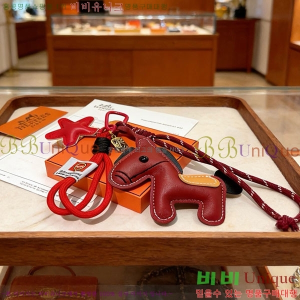 �����޽� ŰȦ�� HE954560-4