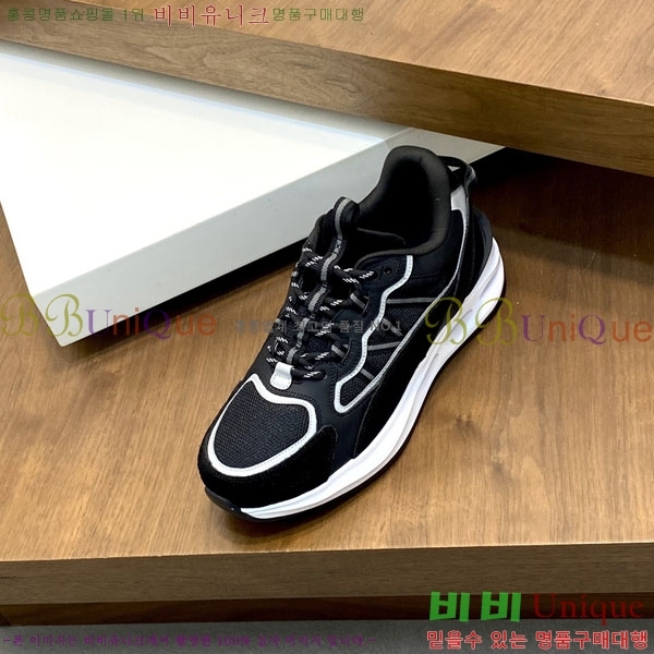 ���� ��**�� ����Ŀ�� MO592266-6