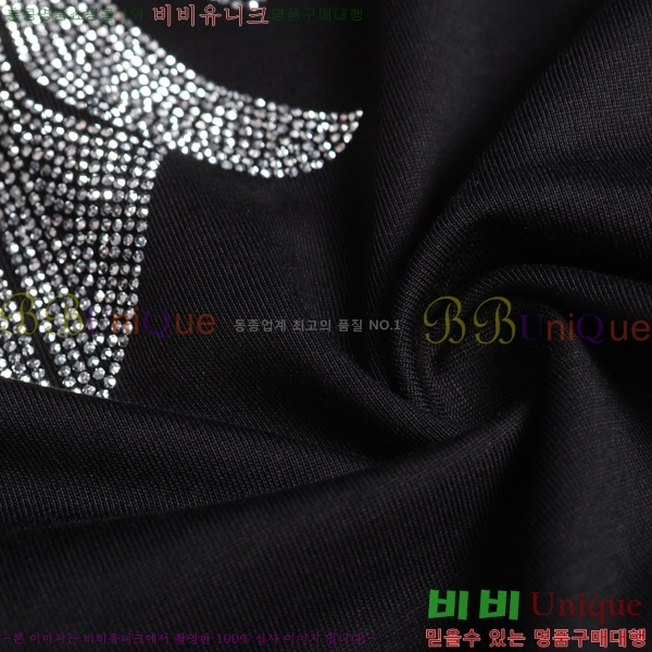 ���� ũ������ ���� Ƽ���� CH814381