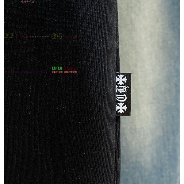 ���� ũ������ ���� Ƽ���� CH814681-1