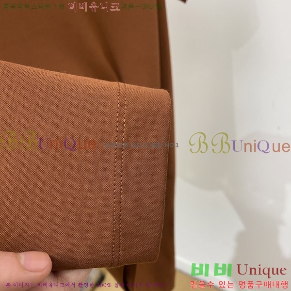 ���� ���ڷ� ��ġ�ڸ� ���� Ƽ���� BC725492-1