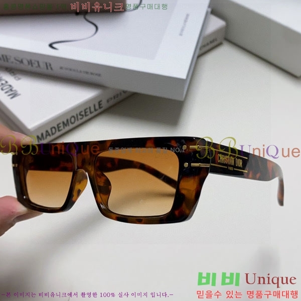 ��* ���۶� D90704-1