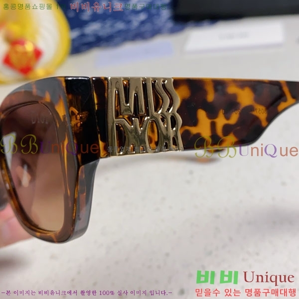 ��� ���۶� D10842836-4