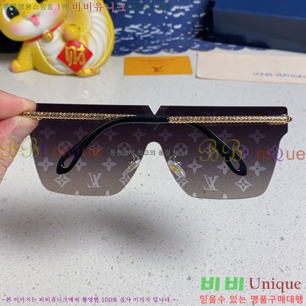 ���̺��� ���۶� LV7984677-5