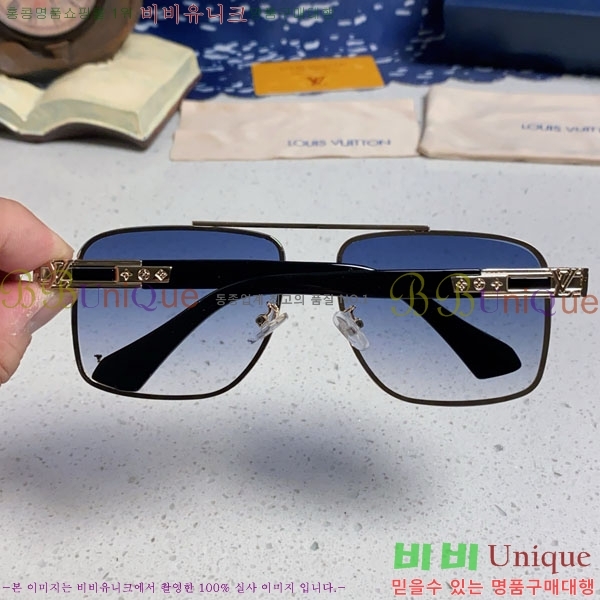 ���̺��� ���۶� LV7984678-4