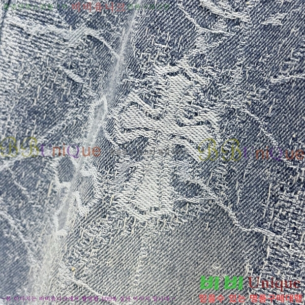 ���� ũ������ �ݹ��� CH4183817