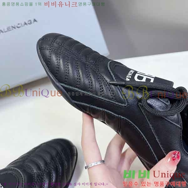 ���� �߷��þư� ����Ŀ�� B6300460