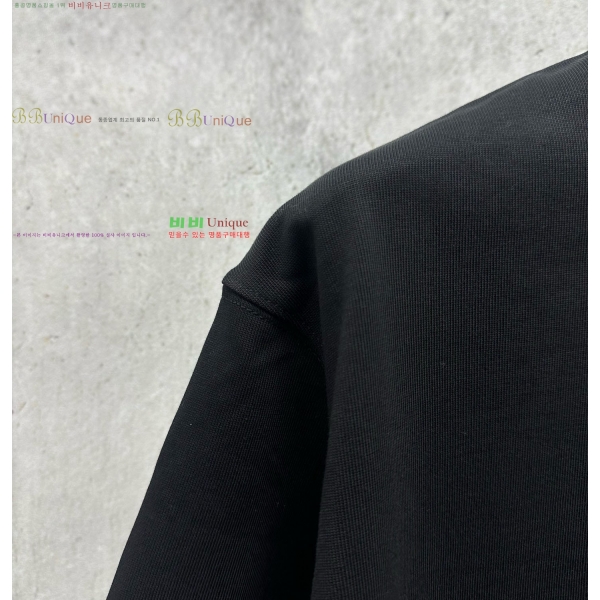 ���� ũ������ ���� Ƽ���� CH836711-5