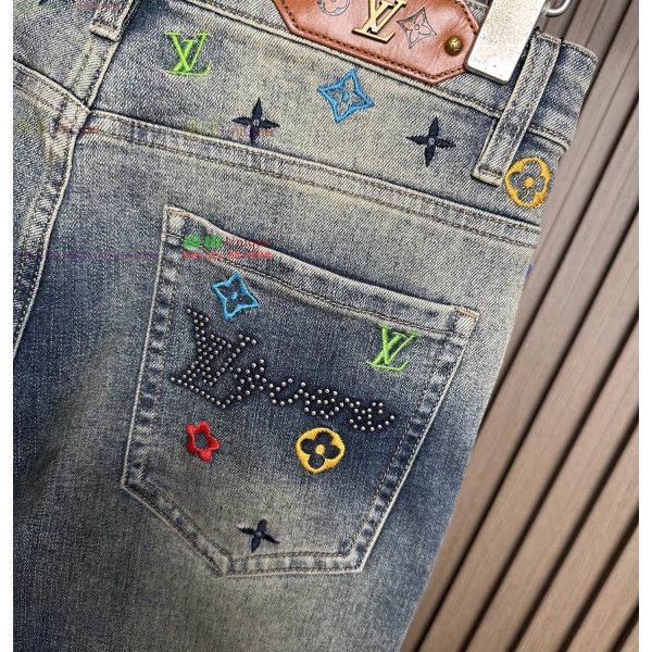 ���� ���̺��� û���� LV241790