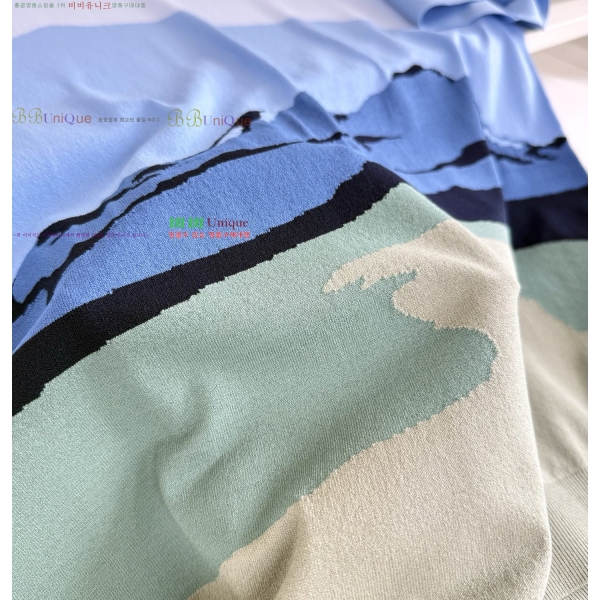 ���� ���ڷ� ��ġ�ڸ� ���� Ƽ���� BC631568