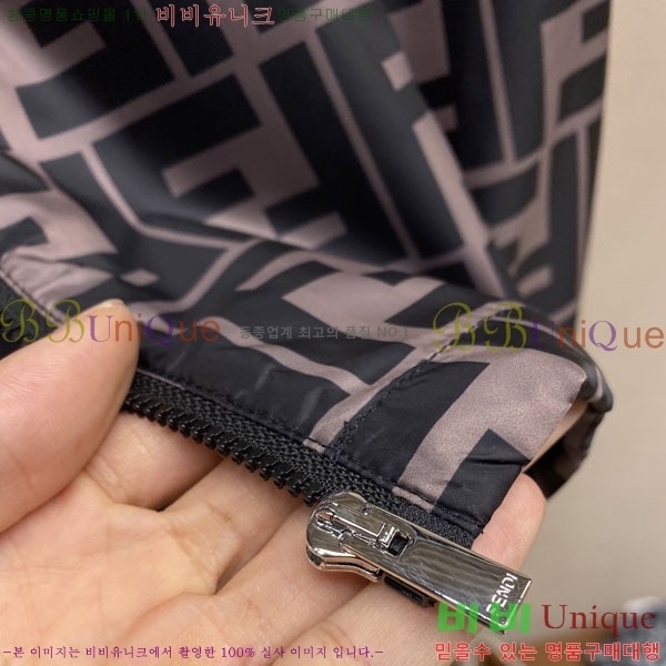 ���� ��� ���� �ݹ��� �¾� 25LV458131-2