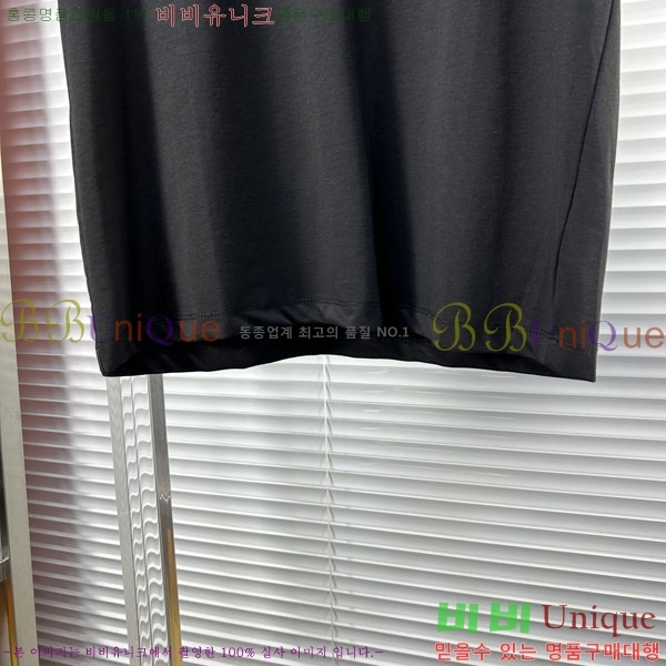 ���� ���ڷ� ��ġ�ڸ� ���� Ƽ���� BC72537-1