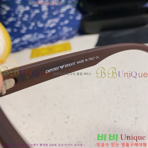 �˸��� ���۶� AM900942-2