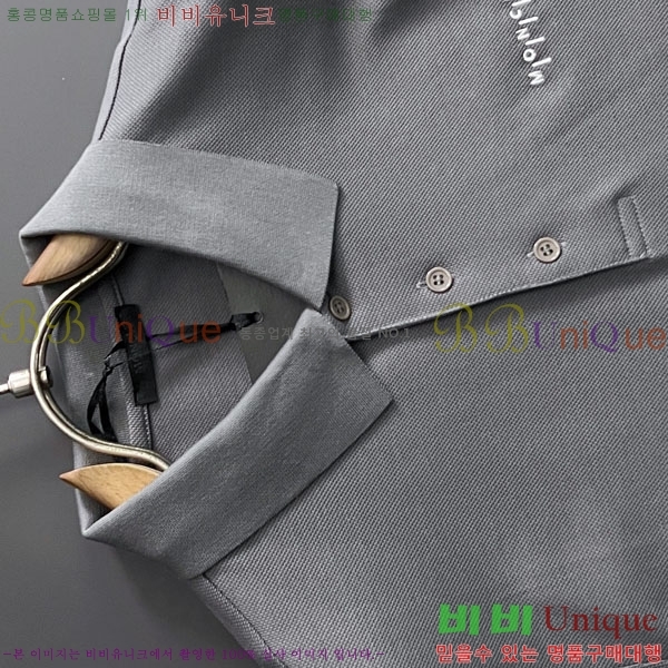 ���� ��**�� ī�� ���� Ƽ���� MO13473-3