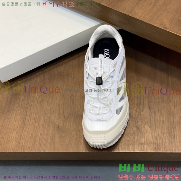 ���� ��**�� ����Ŀ�� M66424-7