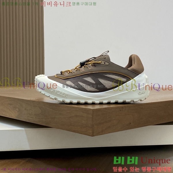 ���� ��**�� ����Ŀ�� M66424-3