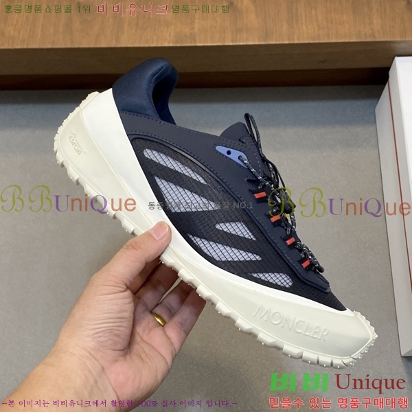 ���� ��**�� ����Ŀ�� M66424-1