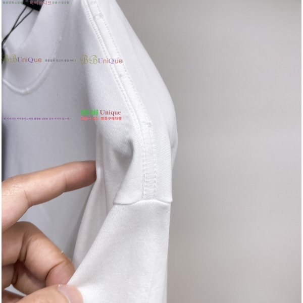 ���� ũ������ ���� Ƽ���� CH1354679-1